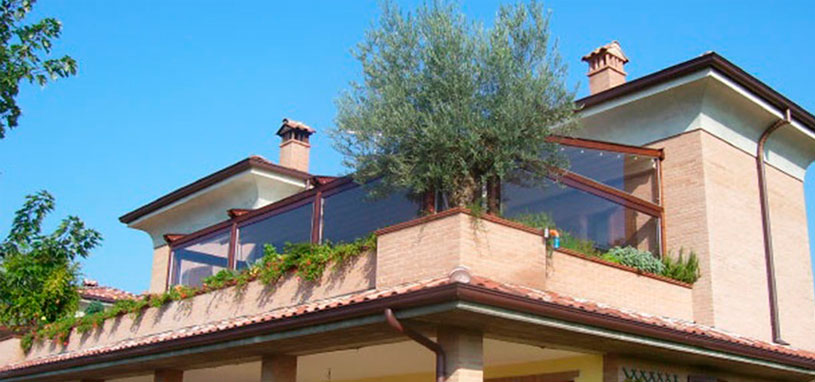 Cierre de terraza con ventanas de PVC, en un segundo piso de casa