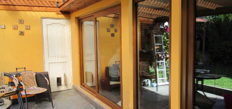 Nuevas instalaciones de ventanas de pvc mazoti para una casa en la comuna de Macul