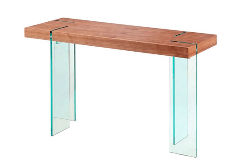 La Belleza de los Arrimos de Cristal y Madera, la cubierta de madera reciclada es una alternativa novedosa que contrasta bien con la modernidad del vidrio