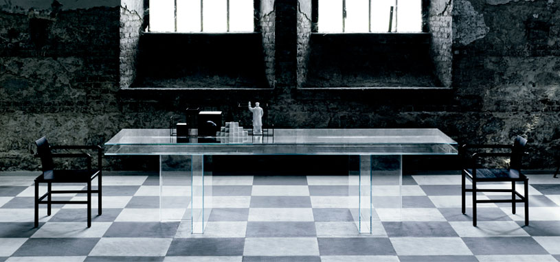 Mesas de vidrio para salas de reunión de oficinas, son muy versátiles, en cualquier ambiente luce elegante una mesa de cristal