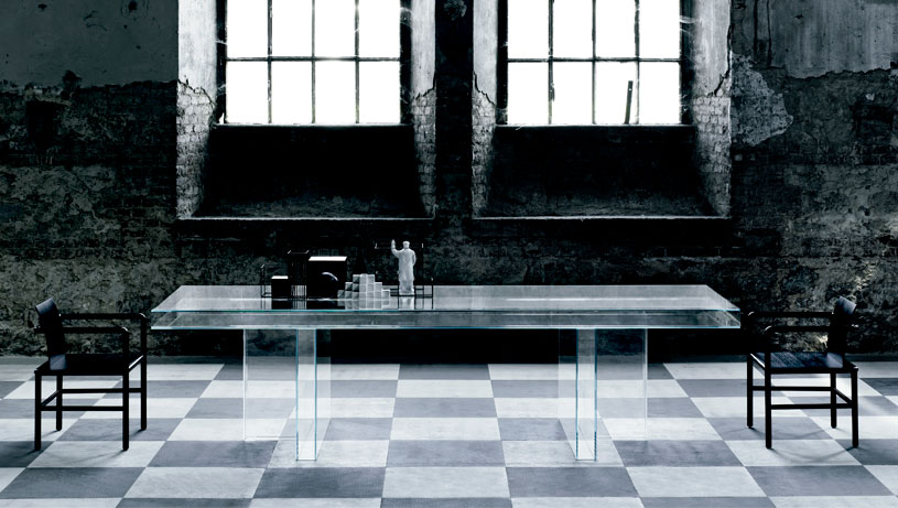 Mesas de vidrio para salas de reunión de oficinas, se puede lograr una gran cantidad de diseños y formas