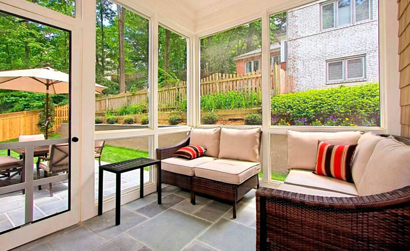 Un cierre de terraza en armonía con tu hogar puede mejorar considerablemente con Ventanas de PVC termopanel